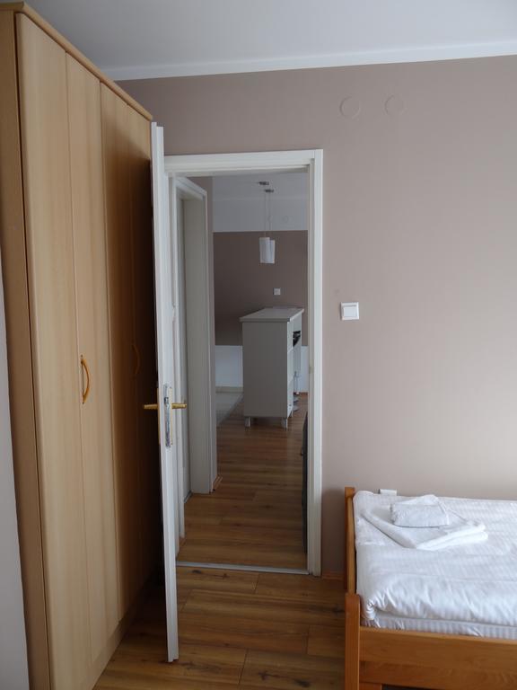 Hostel S Novi Sad Exterior photo